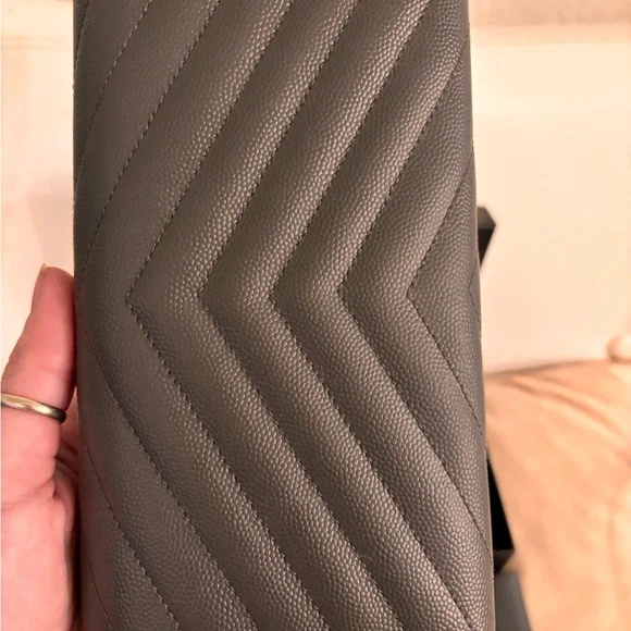 Saint Laurent YSL Cassandre Chevron Quilted Grey Leather Long Wallet W/ COA - Picture 7 of 15